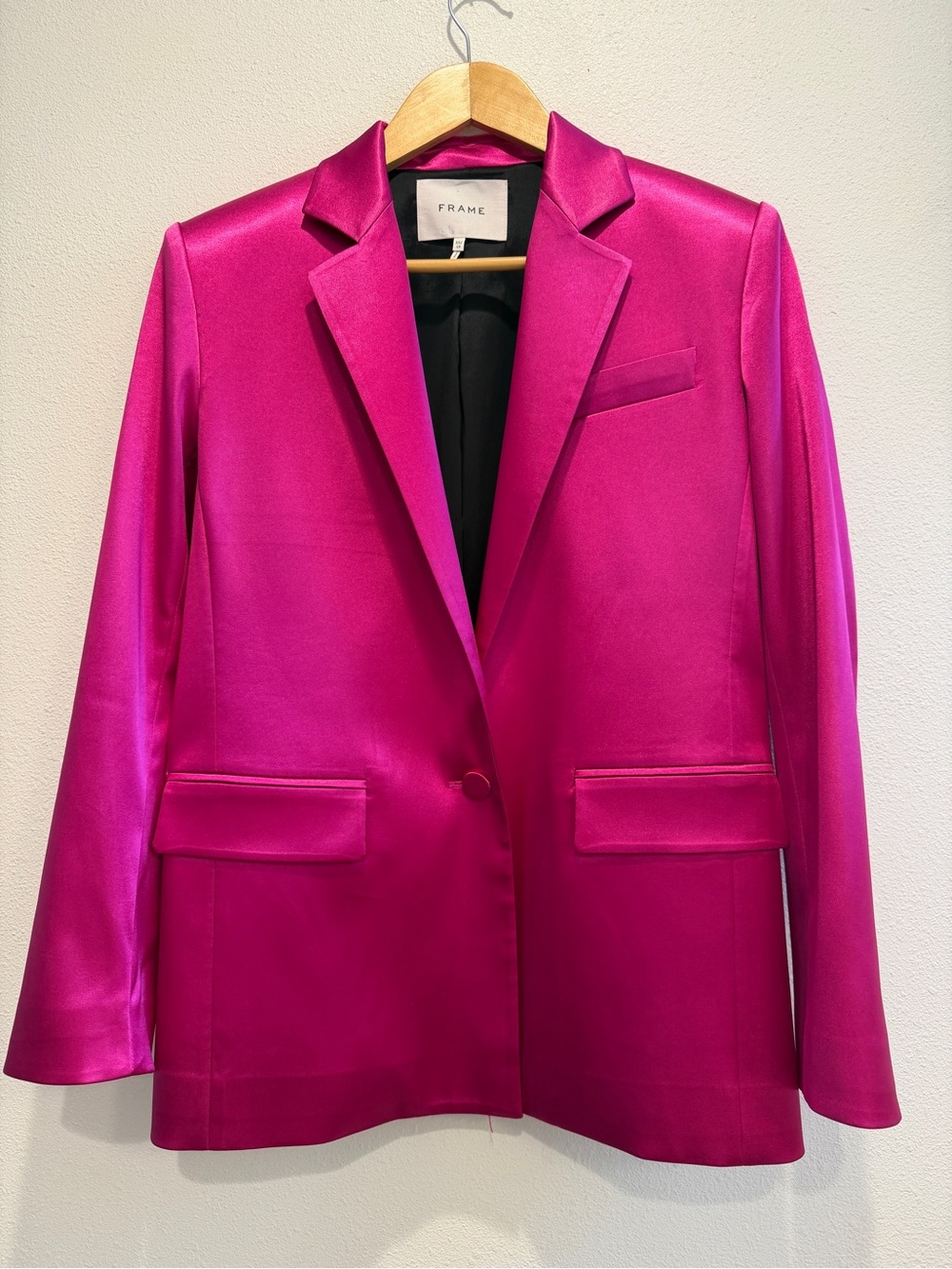 FRAME Strong Shoulder Blazer Magenta Size XS/TP